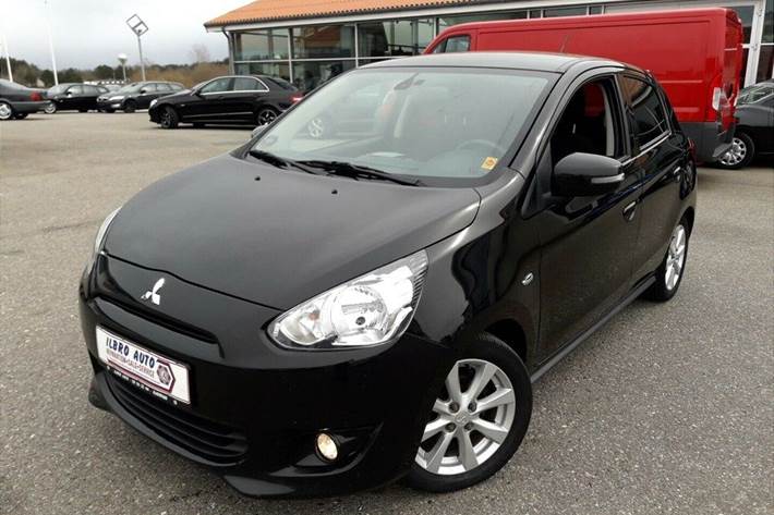 undefined Mitsubishi Space Star fra 2015