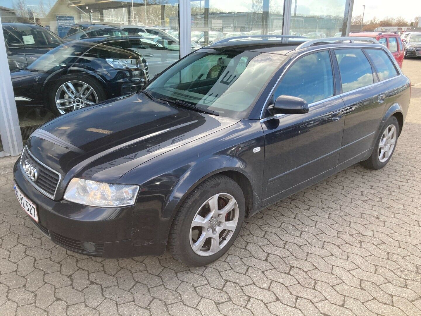 Sort Audi A4 fra 2003