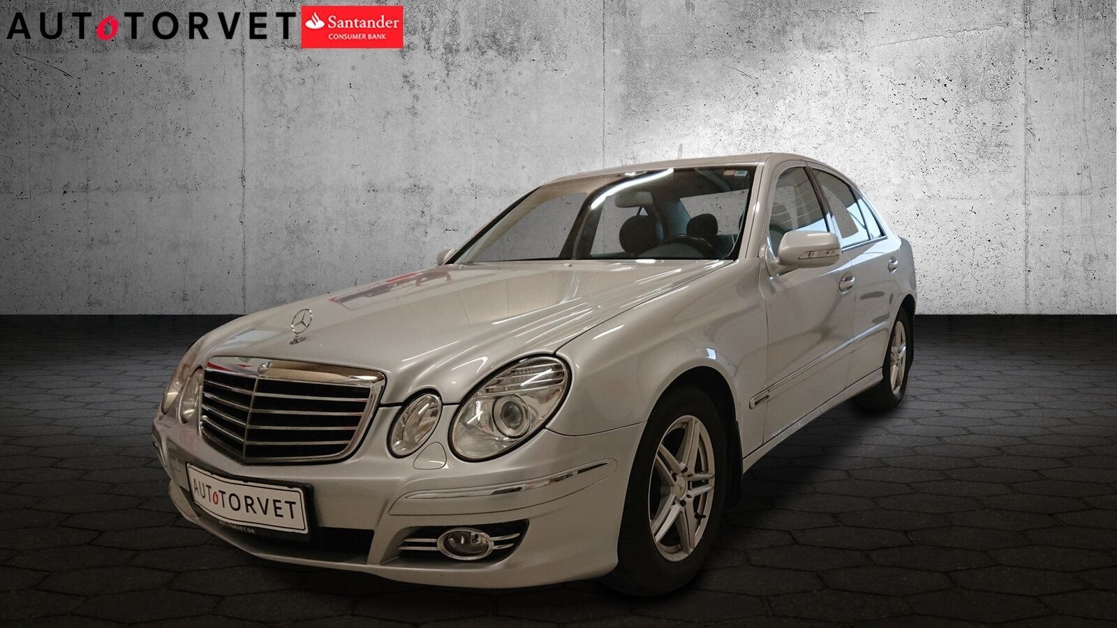 Grå Mercedes E280 fra 2007