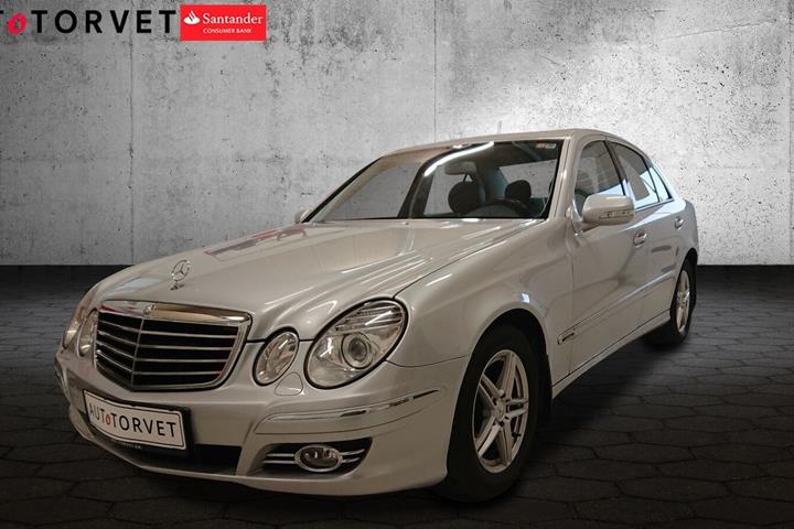 Grå Mercedes E280 fra 2007