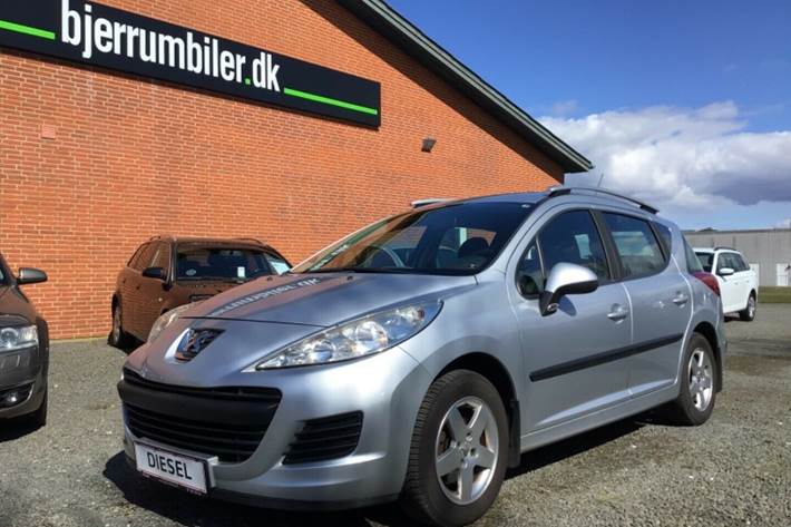 Grå Peugeot 207 fra 2011