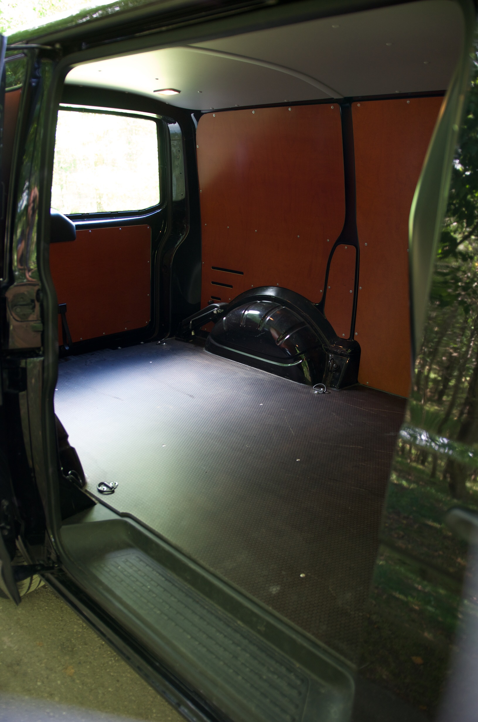 Sort VW T5 fra 2014