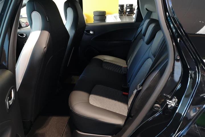 Sort Renault Zoe fra 2021