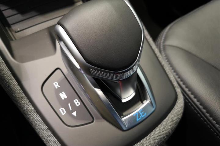 Sort Renault Zoe fra 2021
