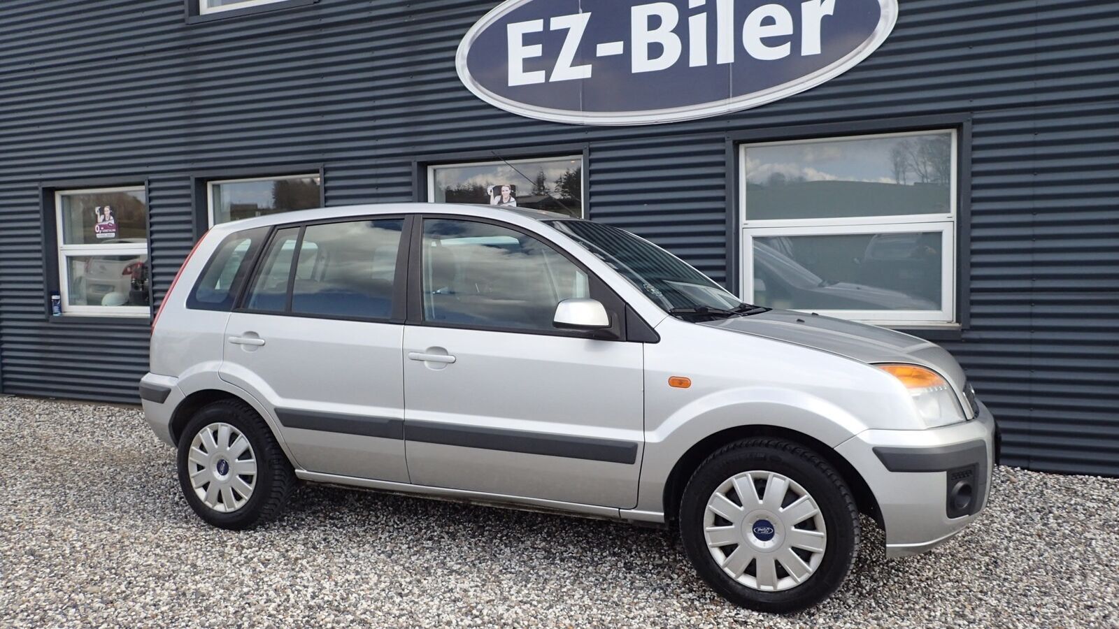 Grå Ford Fusion fra 2006