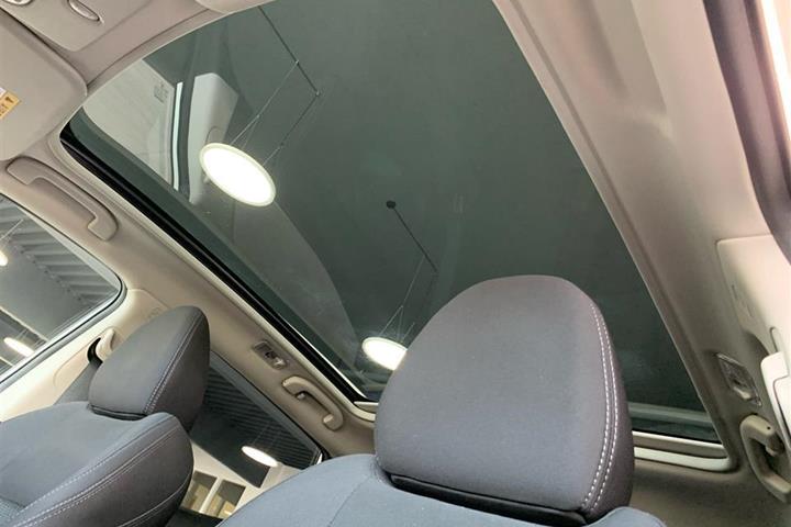 Hvid Nissan Qashqai fra 2018
