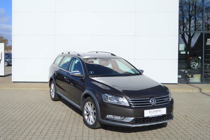 Brun VW Passat Alltrack fra 2012