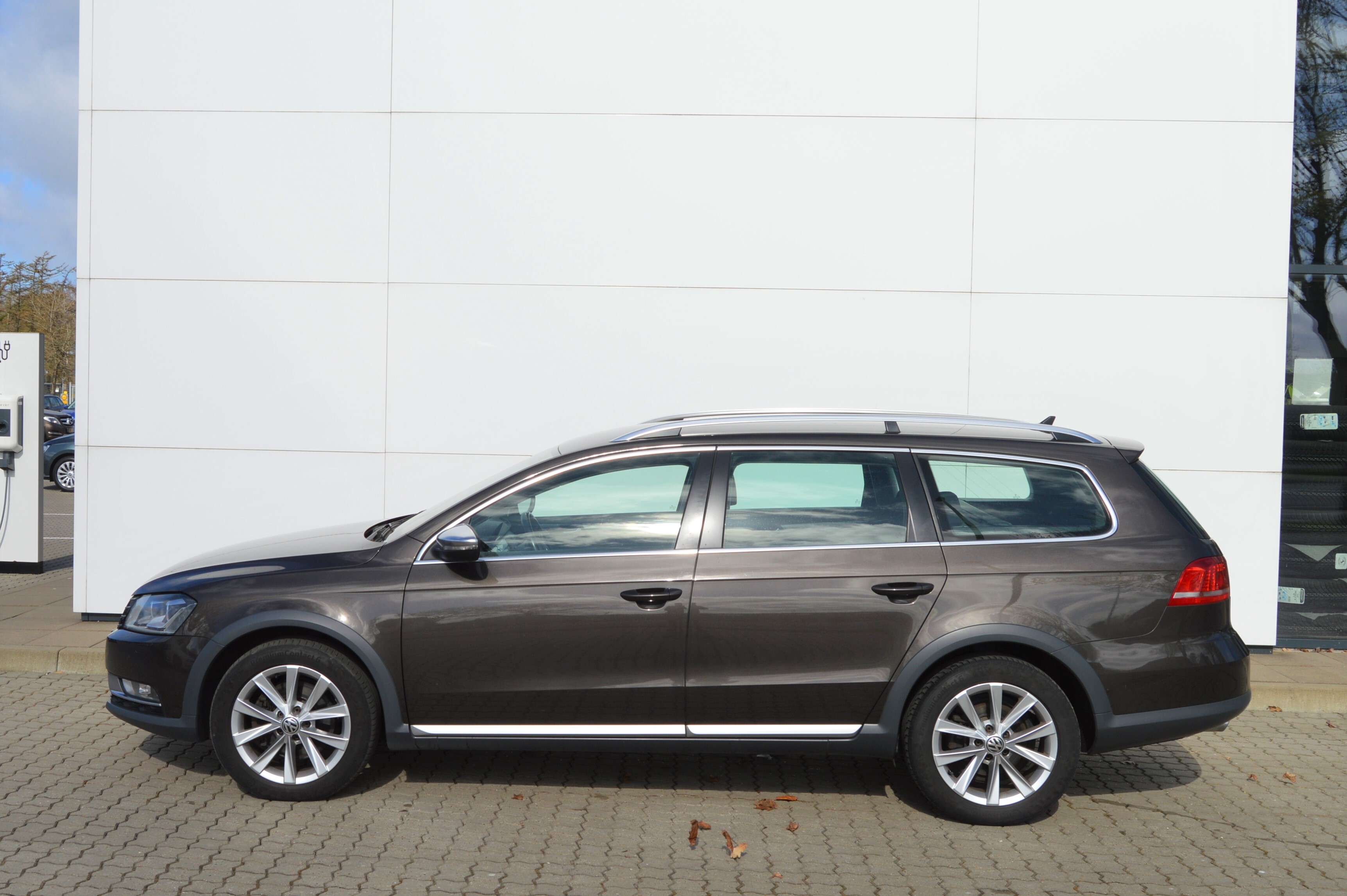 Brun VW Passat Alltrack fra 2012