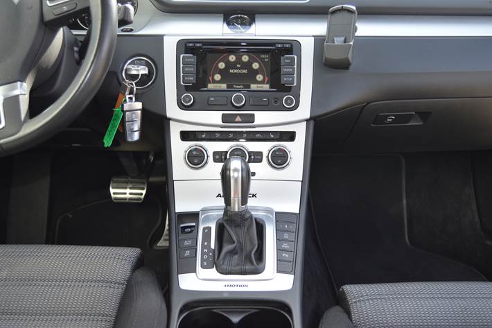 Brun VW Passat Alltrack fra 2012