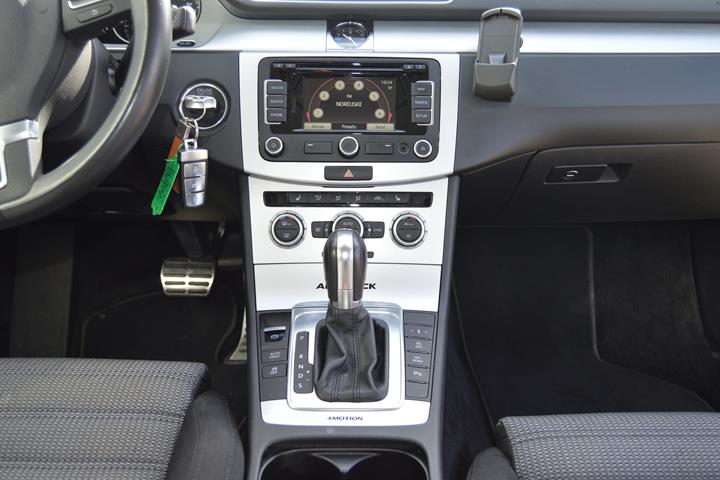 Brun VW Passat Alltrack fra 2012