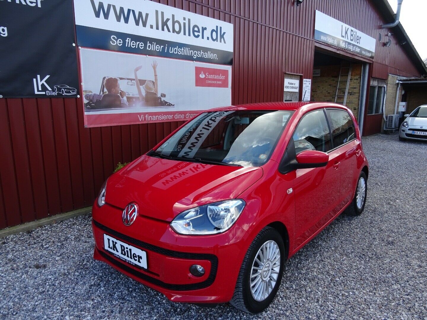Rød VW UP! fra 2016
