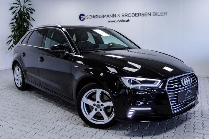 Grå Audi A3 fra 2018
