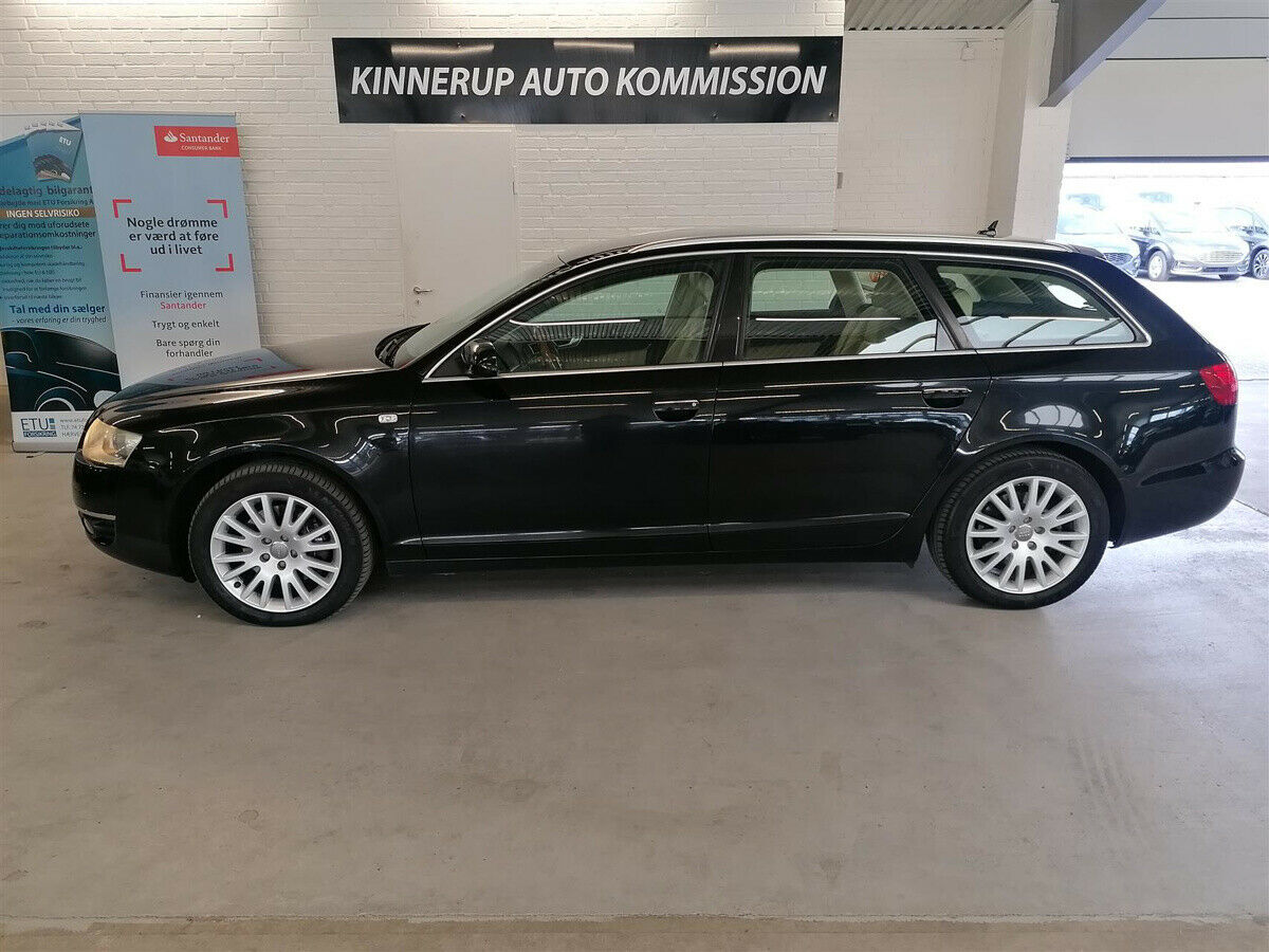 Grå Audi A6 fra 2006