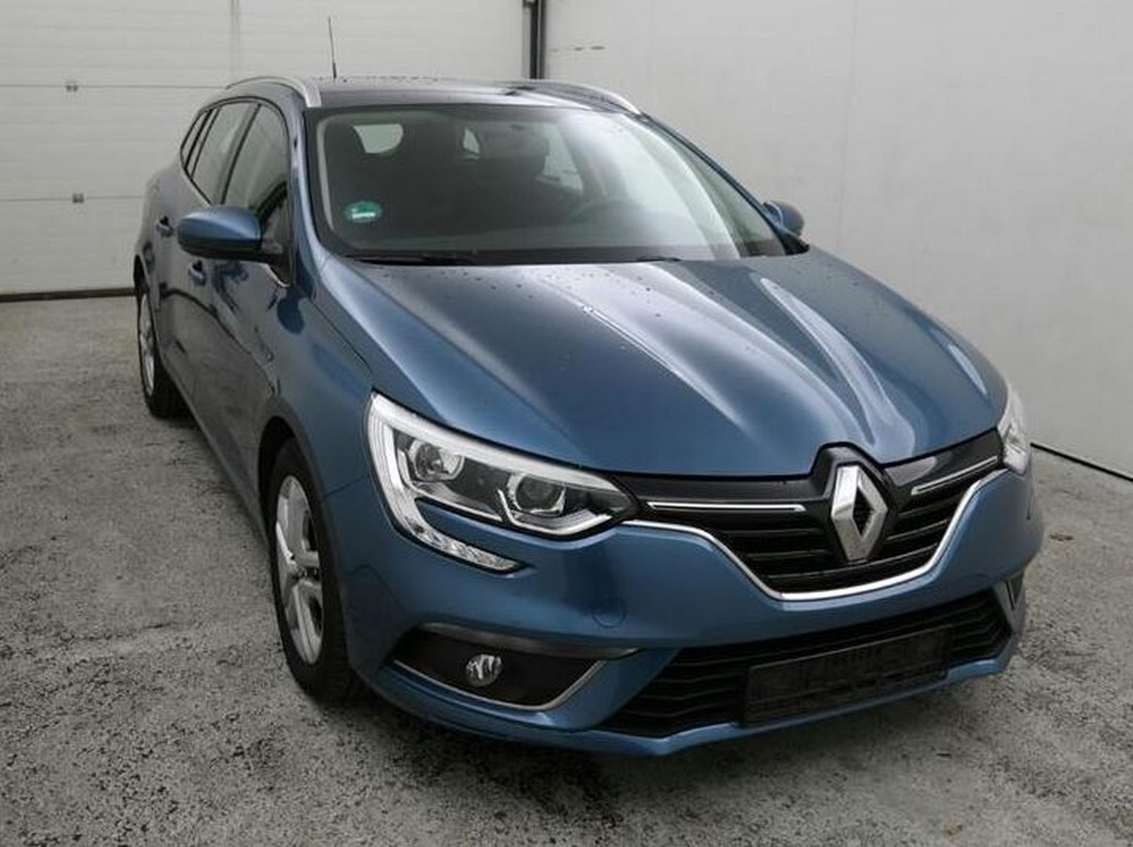 Guide til Renault Mégane Grandtour E-Tech Plug-in 160 Intens (Årgang 07/2020 - 04/2022)