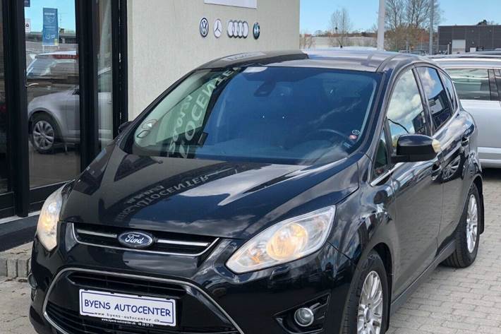 Grå Ford C-MAX fra 2011