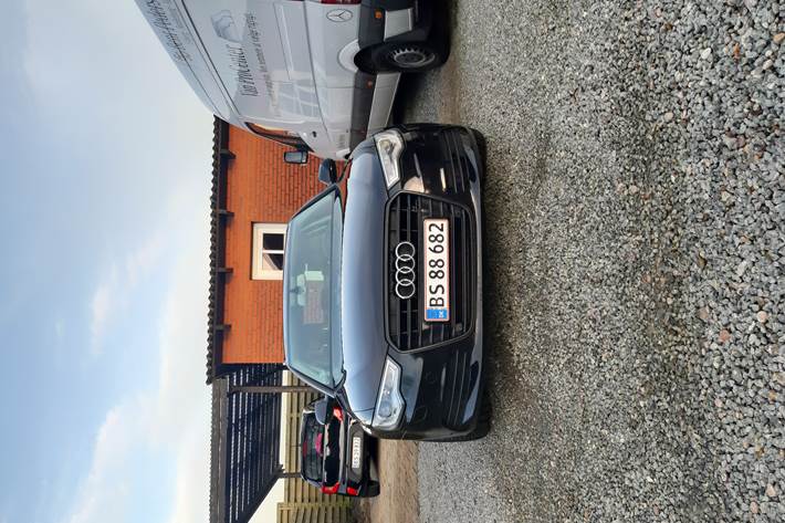 Sort Audi A6 fra 2011