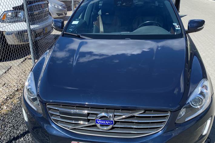Blå Volvo XC60 fra 2014