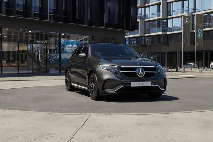 Grå Mercedes EQC400 fra 2021