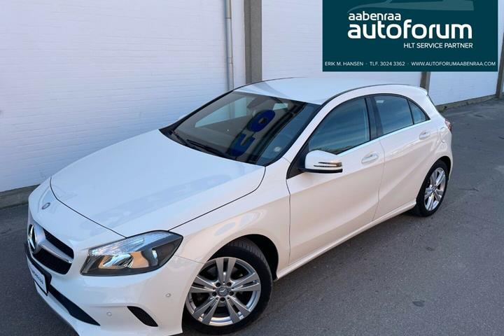 Hvid Mercedes A200 fra 2015