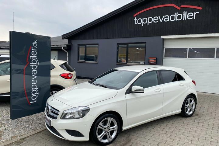 Hvid Mercedes A180 fra 2015