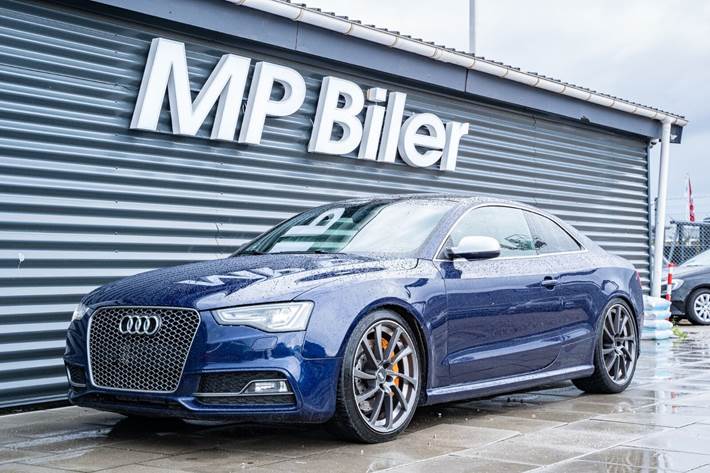 Blå Audi A5 fra 2008