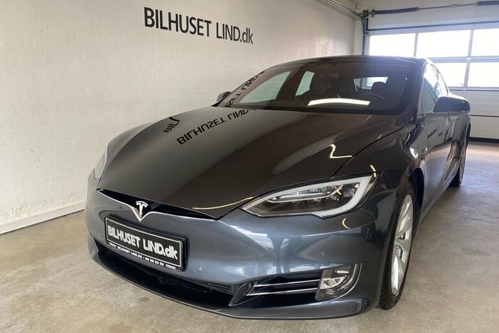 Grå Tesla Model S fra 2019