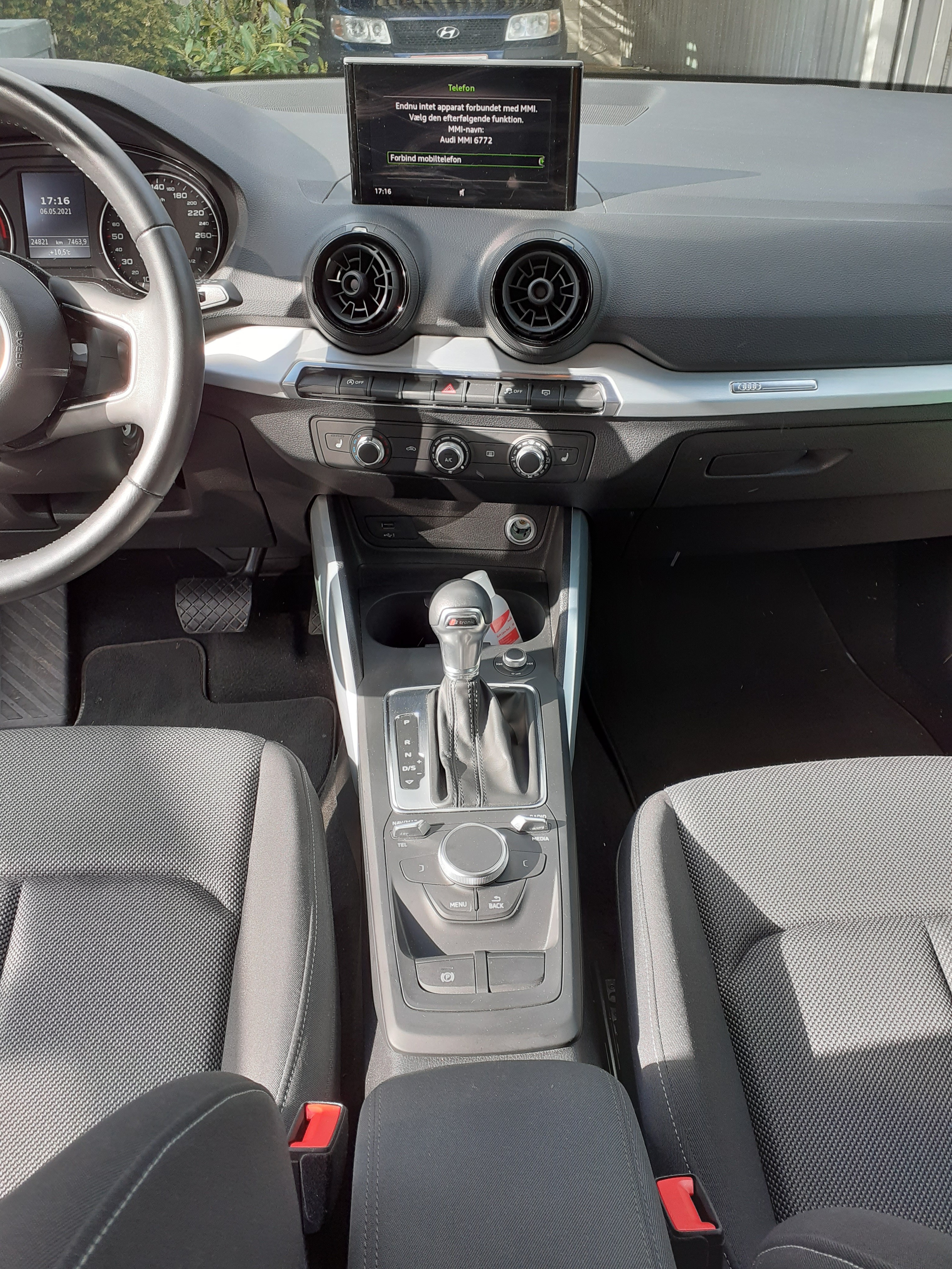 Hvid Audi Q2 fra 2018
