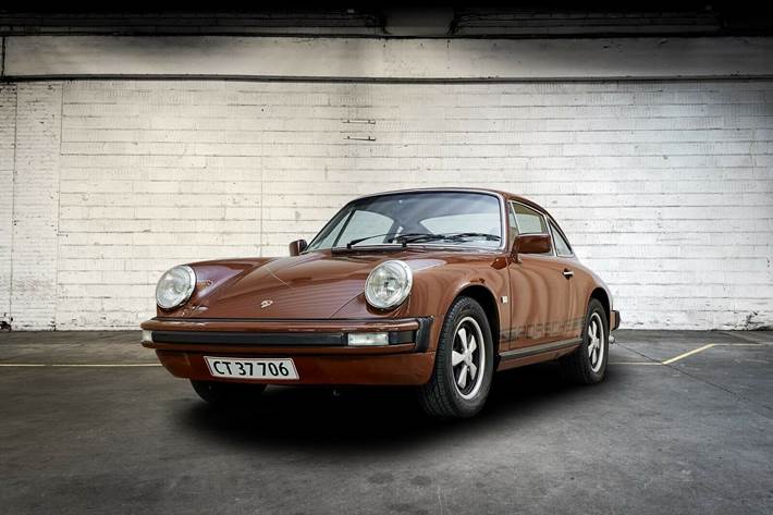Brun Porsche 912 fra 1976