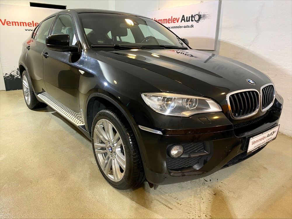 Sort BMW X6 fra 2012