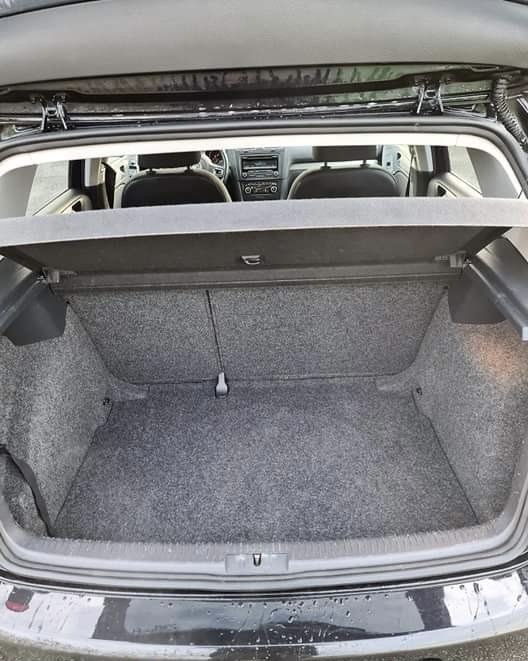 Sort VW Golf VI fra 2012