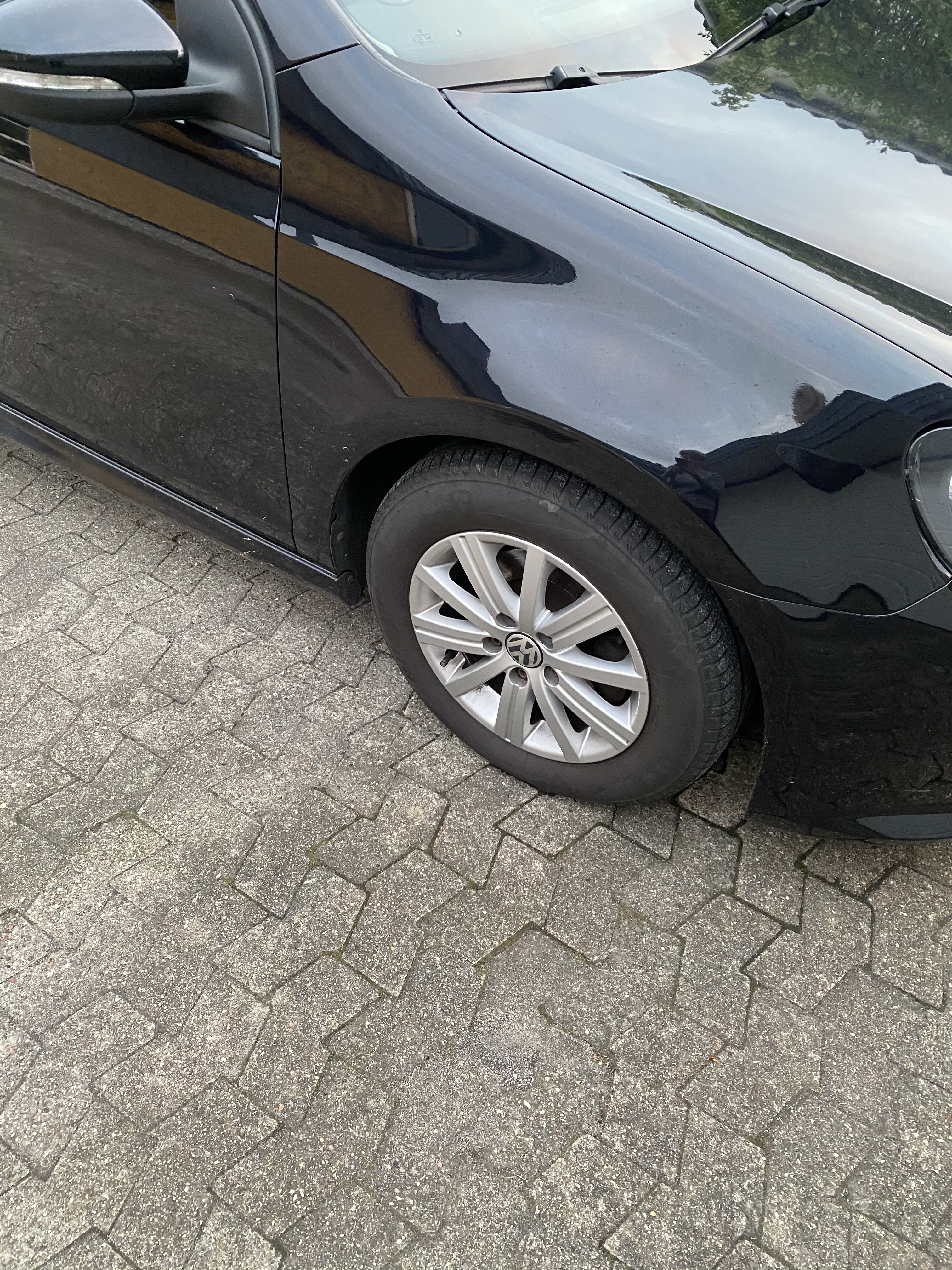 Sort VW Golf VI fra 2012