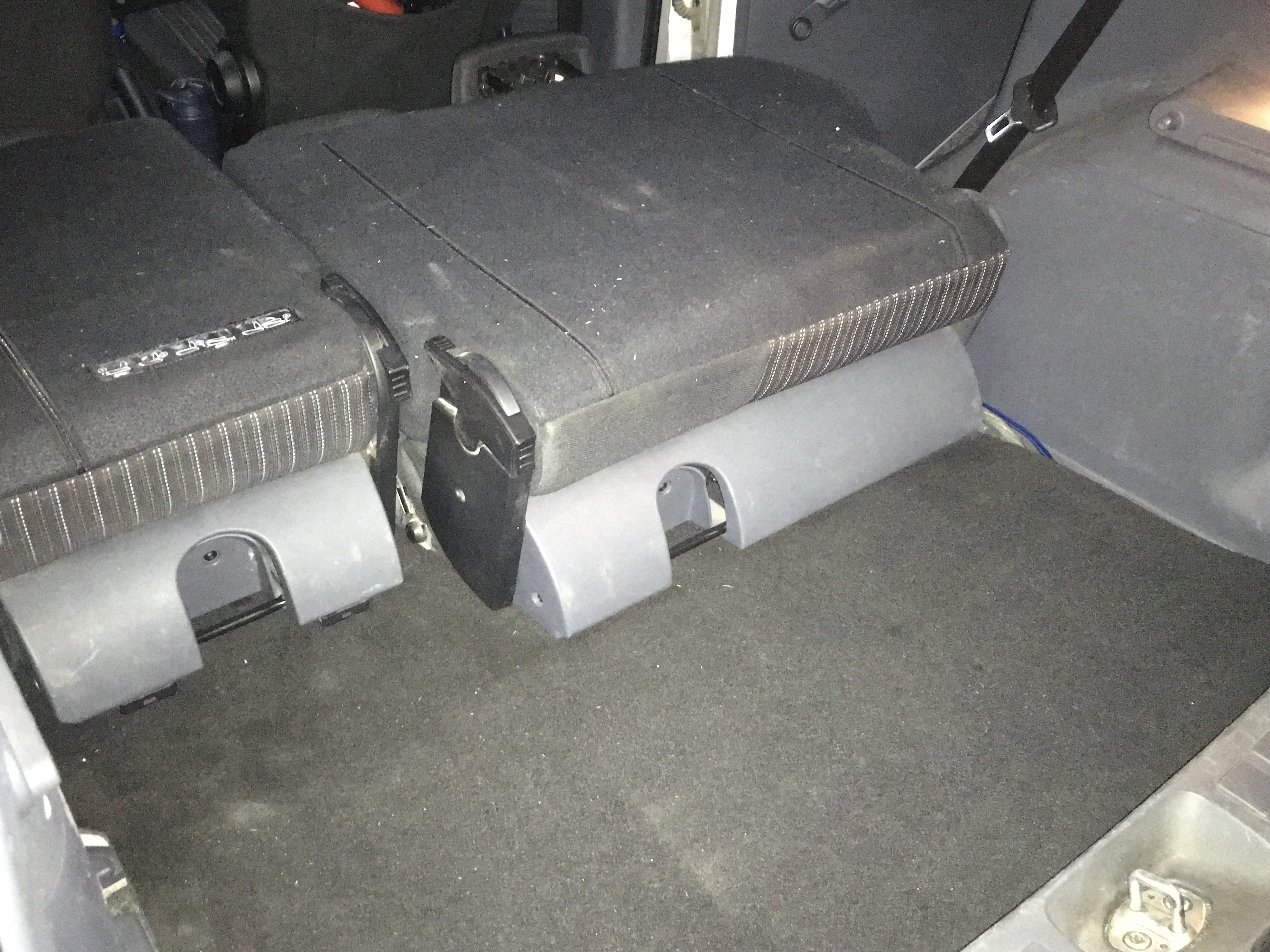 Grå Mitsubishi Colt fra 2008
