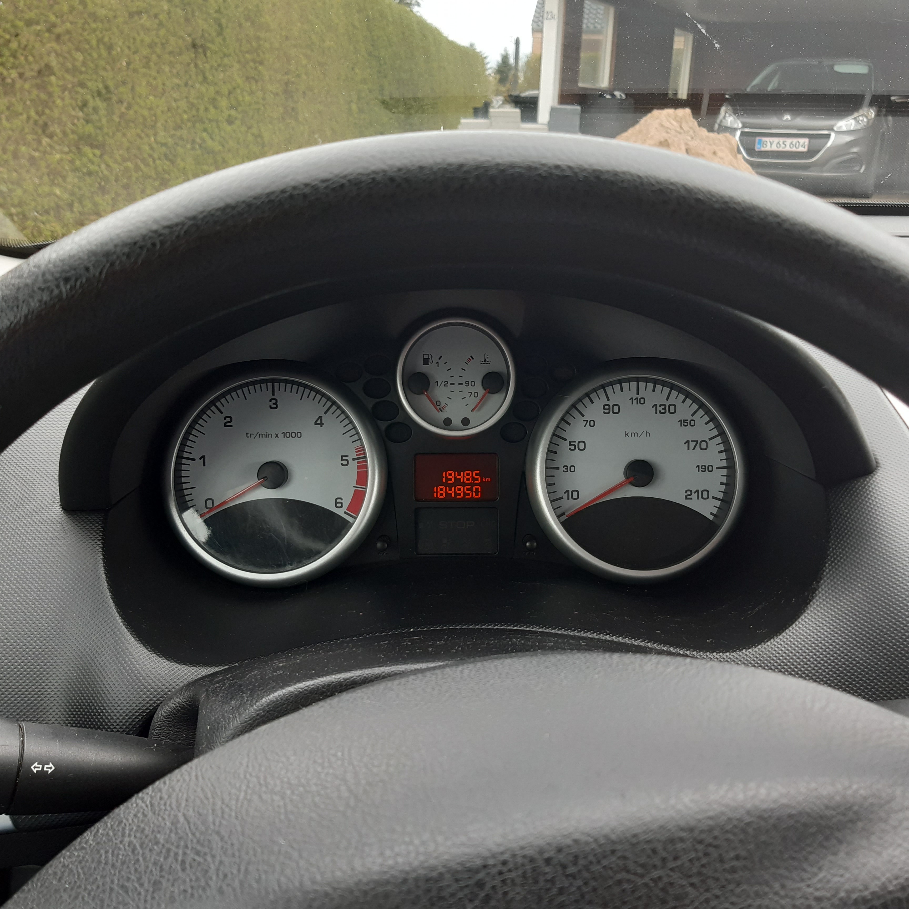 Sort Peugeot 206+ fra 2010