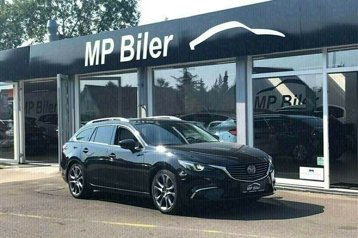 Grå Mazda 6 fra 2017