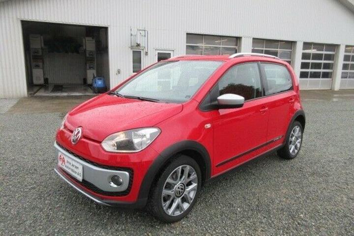 Rød VW Up! Cross fra 2016