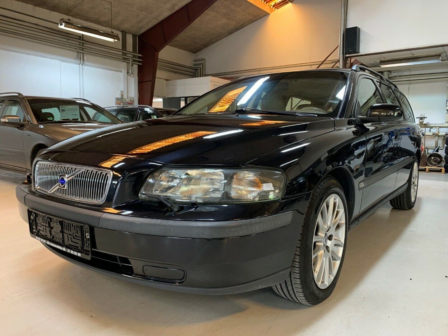 Sort Volvo V70 fra 2004