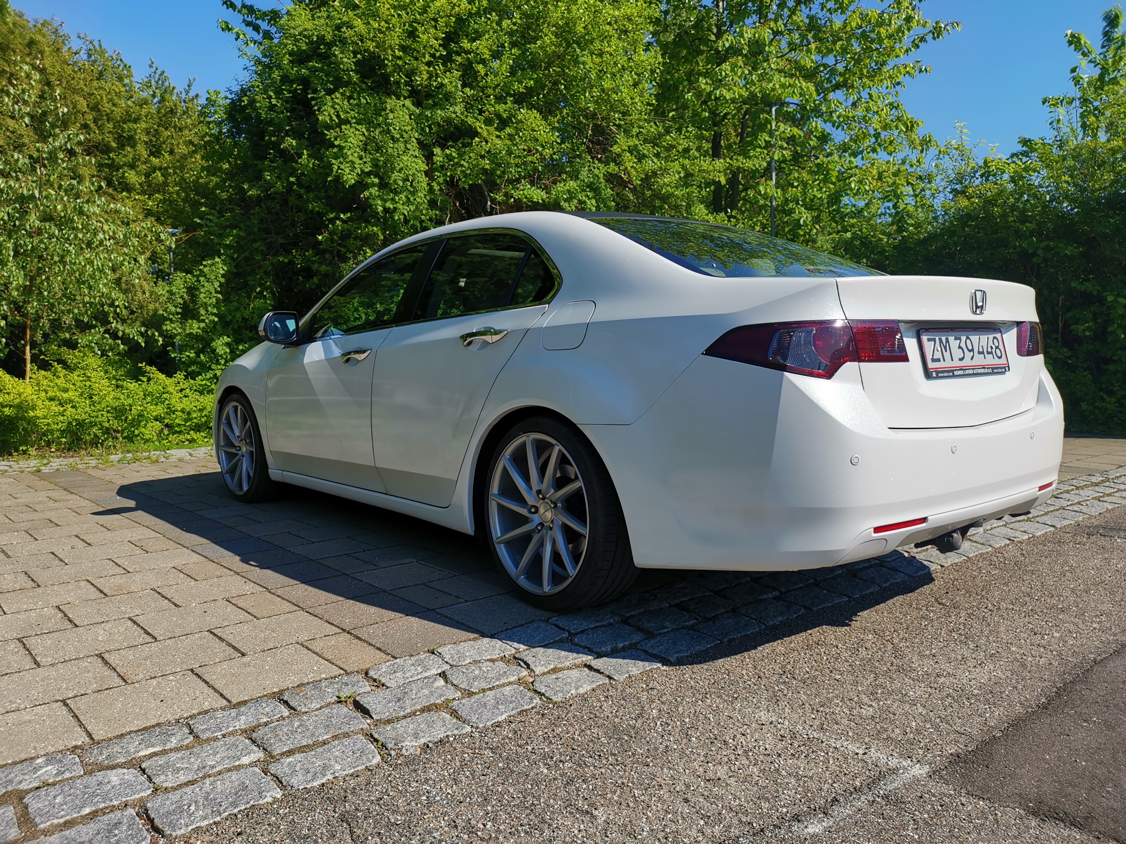 Sort Honda Accord fra 2008