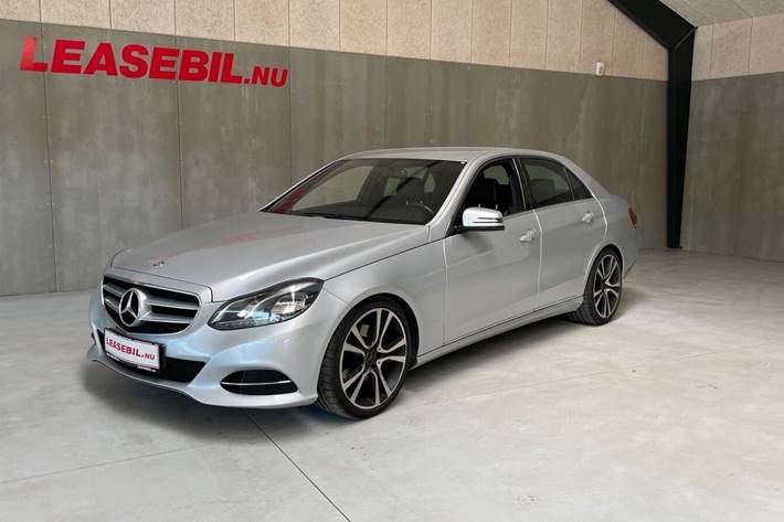 Grå Mercedes E350 fra 2014