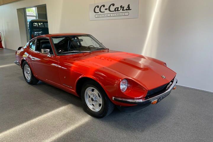 Rød Datsun 240Z fra 1972