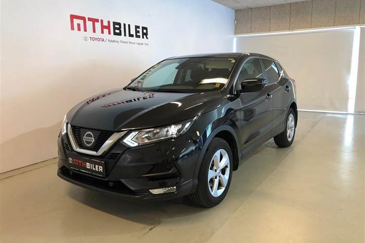 Sort Nissan Qashqai fra 2018