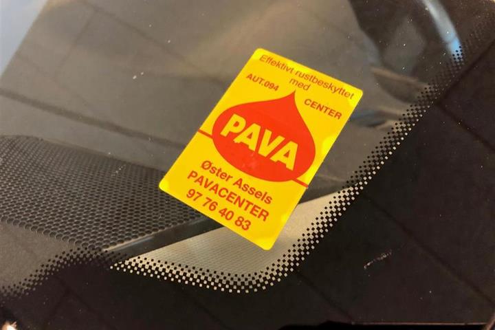 Sort Nissan Qashqai fra 2018