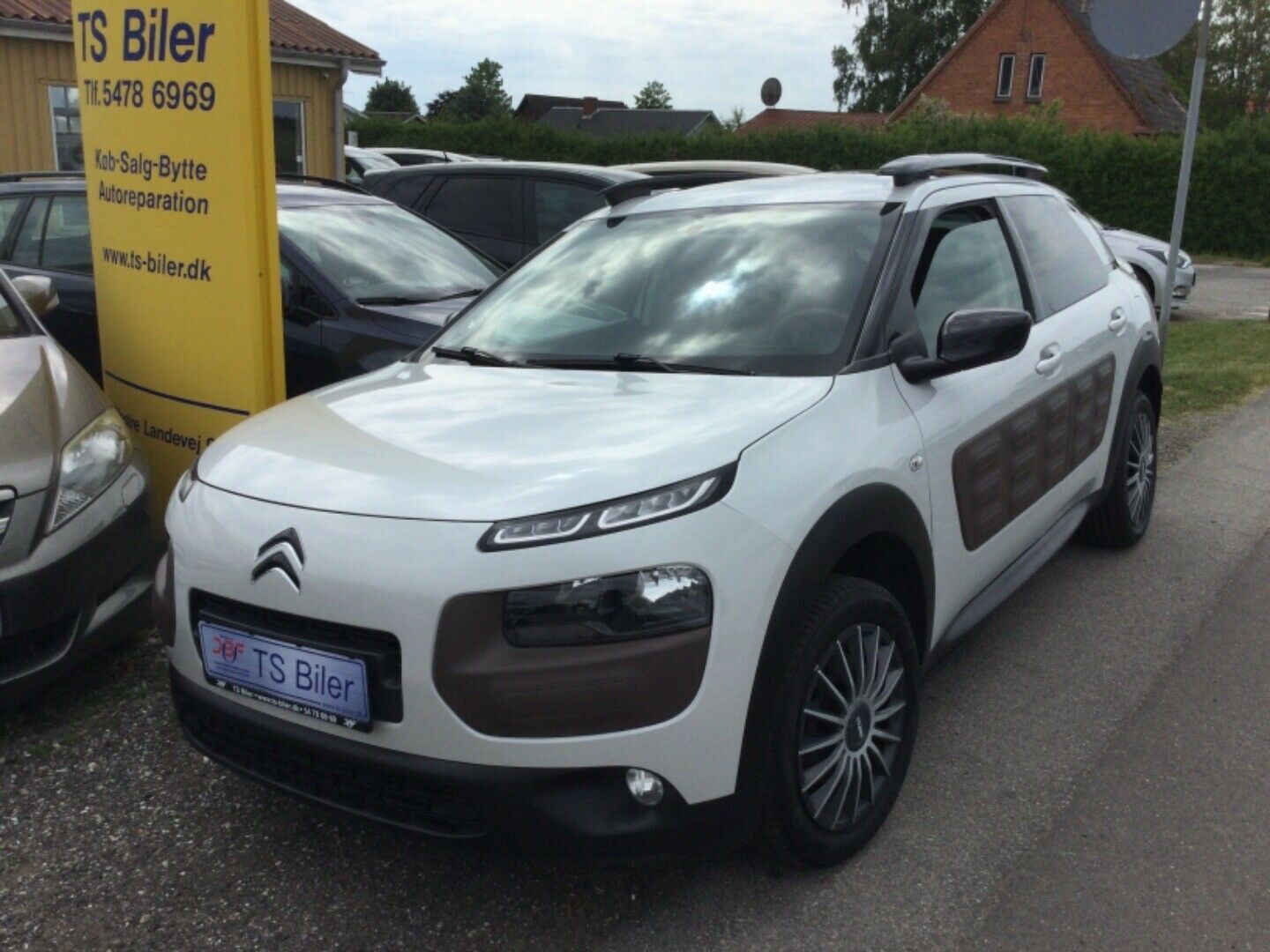 Hvid Citroën C4 Cactus fra 2016