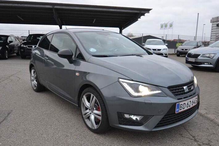 Grå Seat Ibiza fra 2017