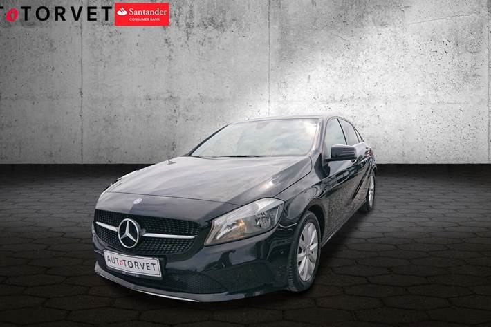 Sort Mercedes A200 d fra 2016
