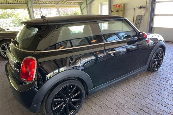 Sort Mini Cooper fra 2015