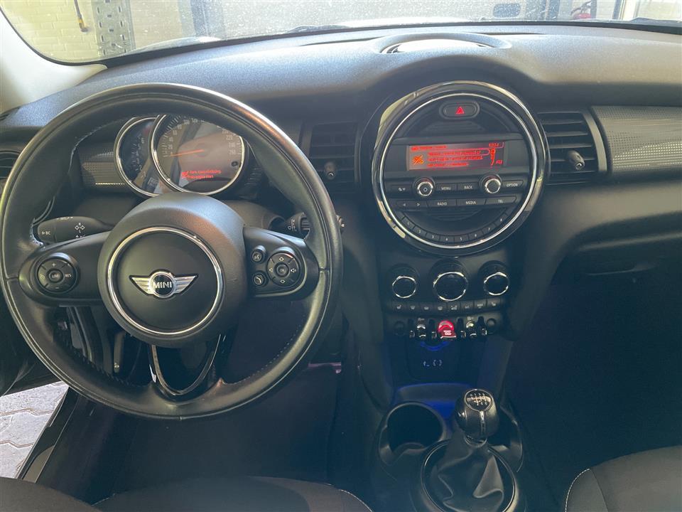 Sort Mini Cooper fra 2015
