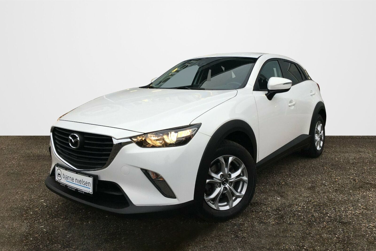 Grå Mazda CX-3 fra 2015