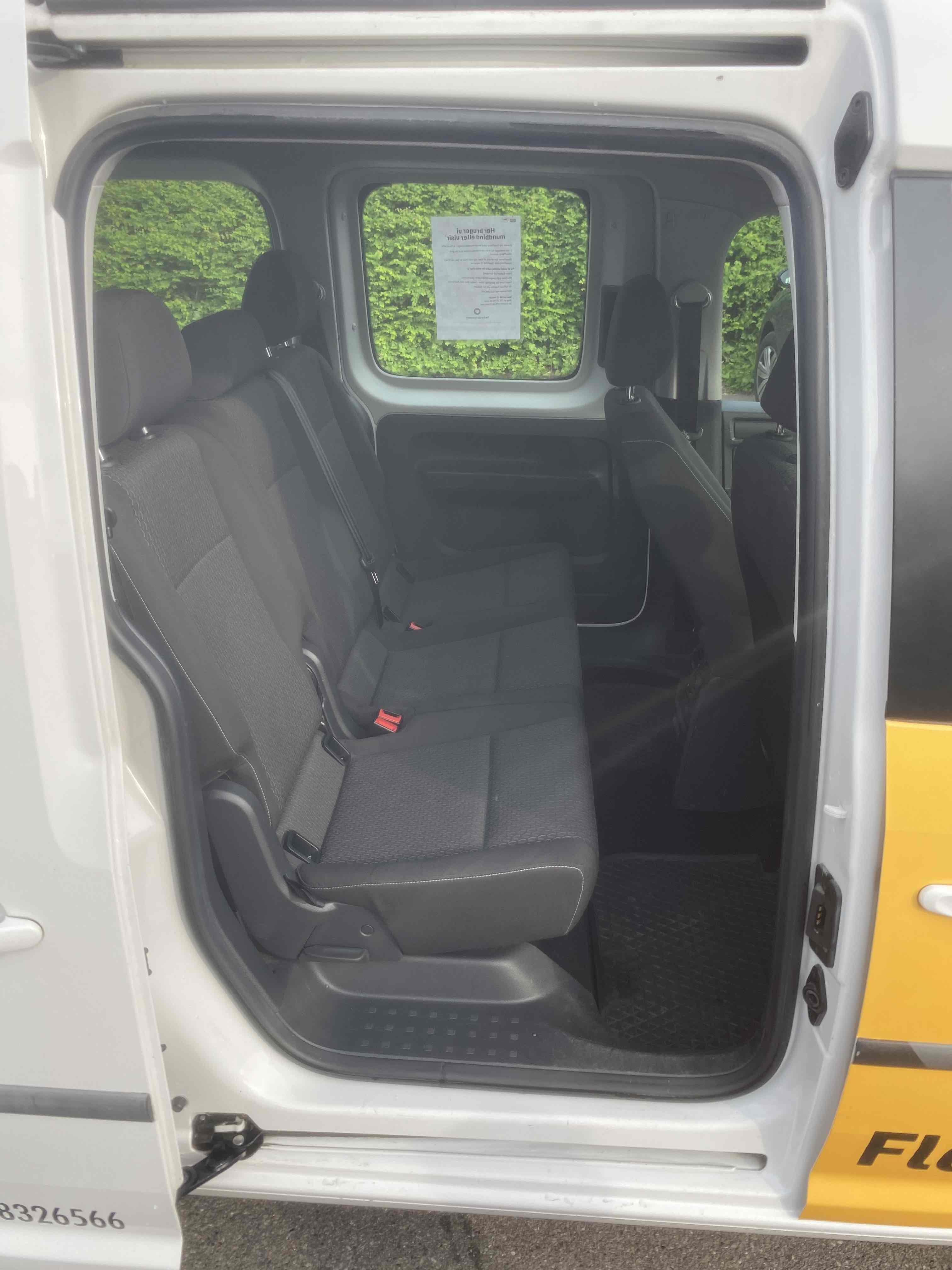 Hvid VW Caddy Maxi fra 2017