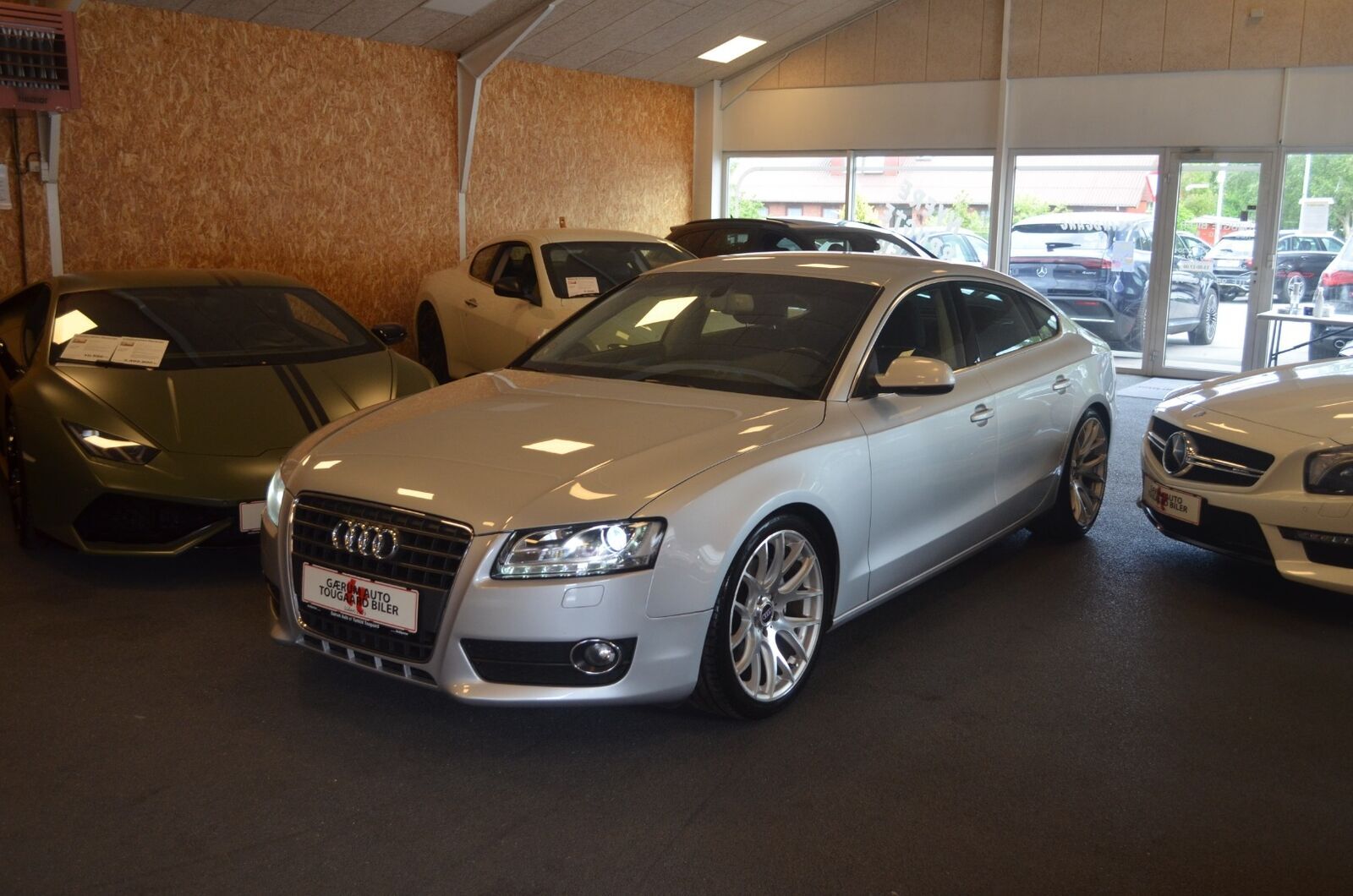 Grå Audi A5 fra 2010