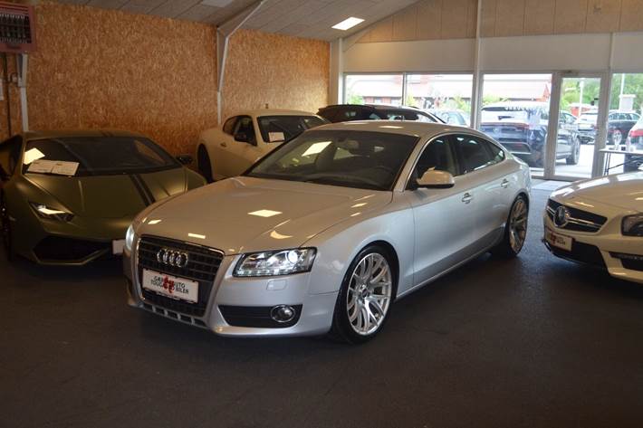 Grå Audi A5 fra 2010